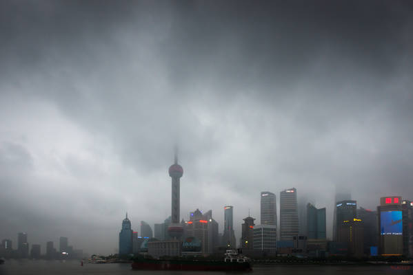 Surprising China - view from the Bund