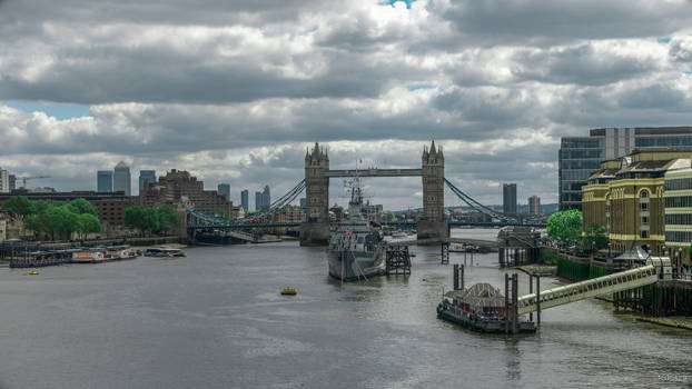 bridge on the Thames
