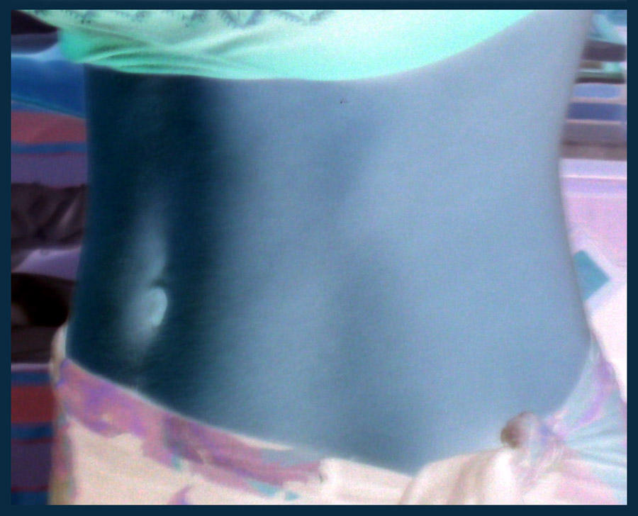 An Alien Belly by taintlesss on DeviantArt