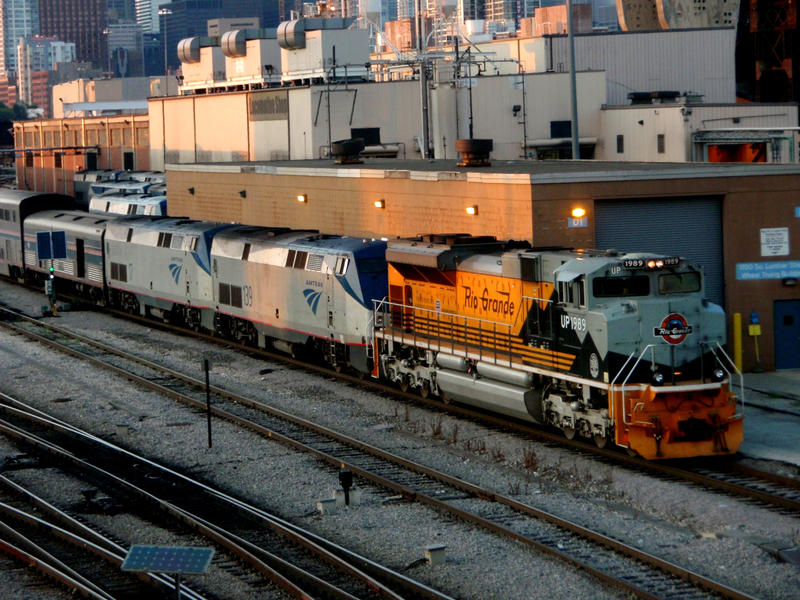 UP 1989 Amtrak 6 in Chicago