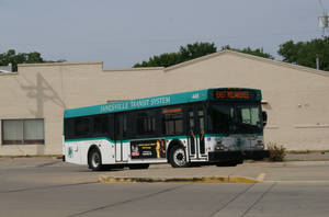 JTS Bus 445