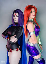 Raven and Starfire - Teen Titans