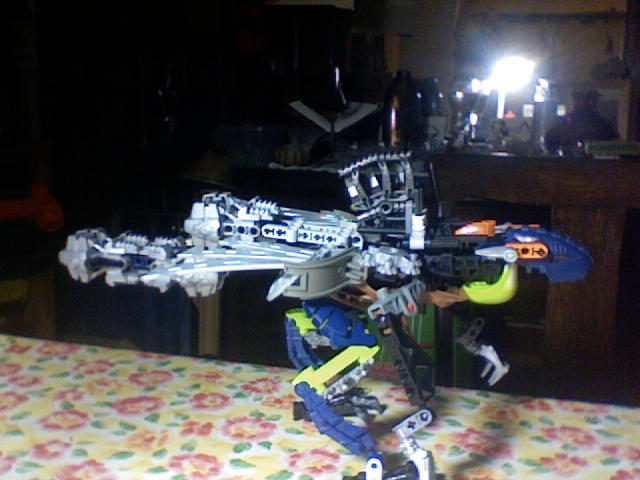 Mech side view by Yoshua171 on DeviantArt