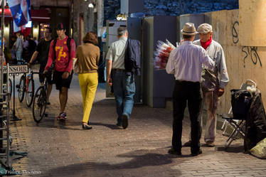 Flowers Salesman