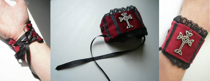 Celtic Cross Armband