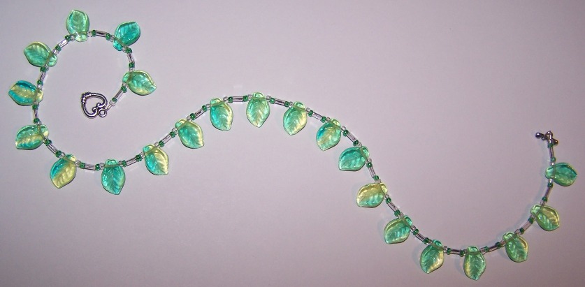 Green Leaves - Necklace