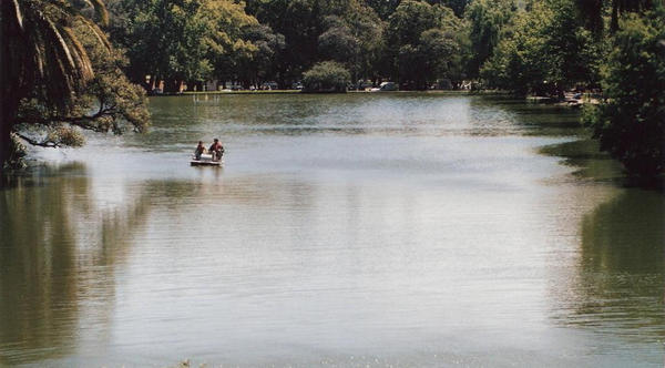 en el lago