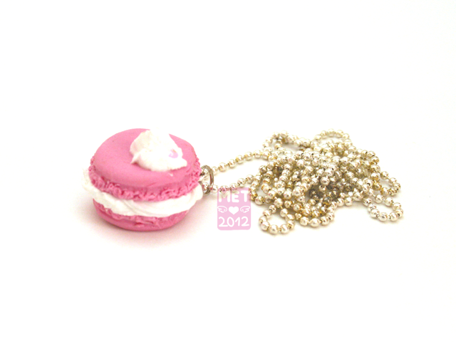 Rose Macaroon Necklace