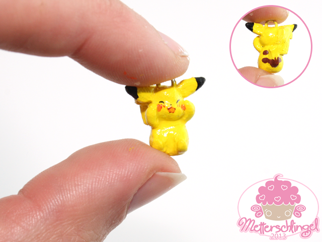 :COM: Pikachu Charm