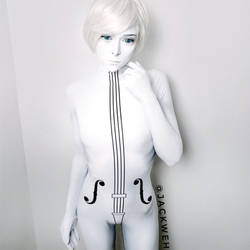 Viktor Hargreeves (white violin) cosplay