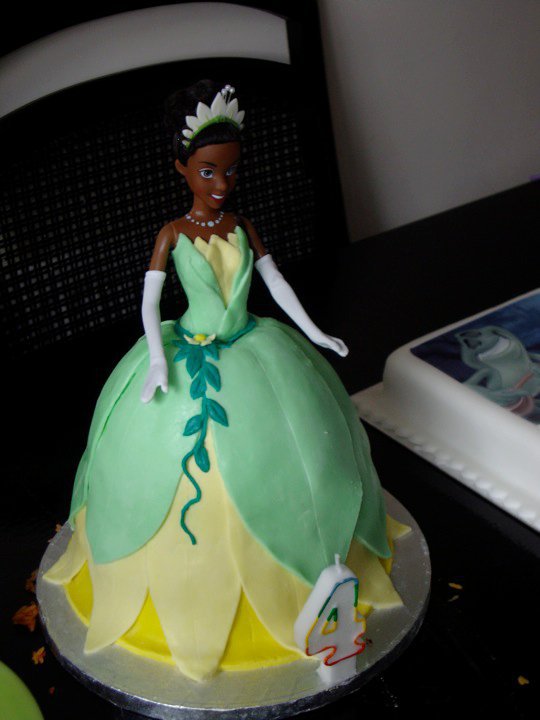 Princess Tiana Cake