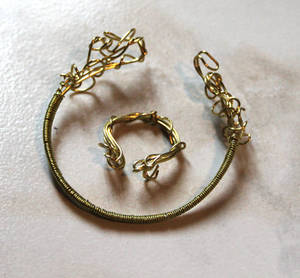 Set - Celtic torc