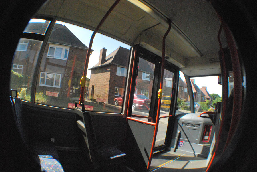 fish eye's lens stock BUS 3