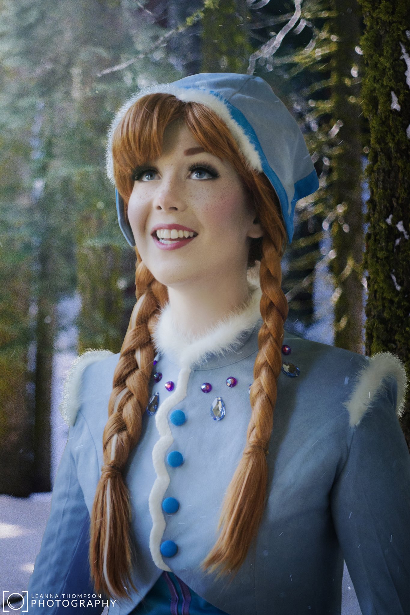 Frezon Olaf's Adventure Frezon - Anna of Cosplay by AlexandreGRONDIN on DeviantArt