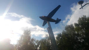 Airplane monument 2