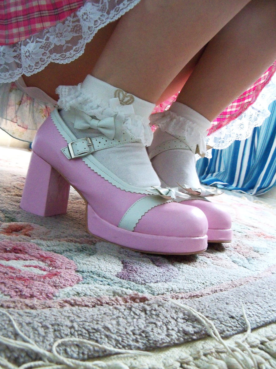 loli chan deviantart shoes m00 pre myhotzpic