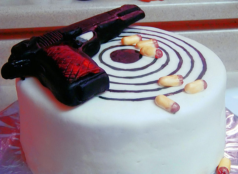 Colt 1911 .45 Cake