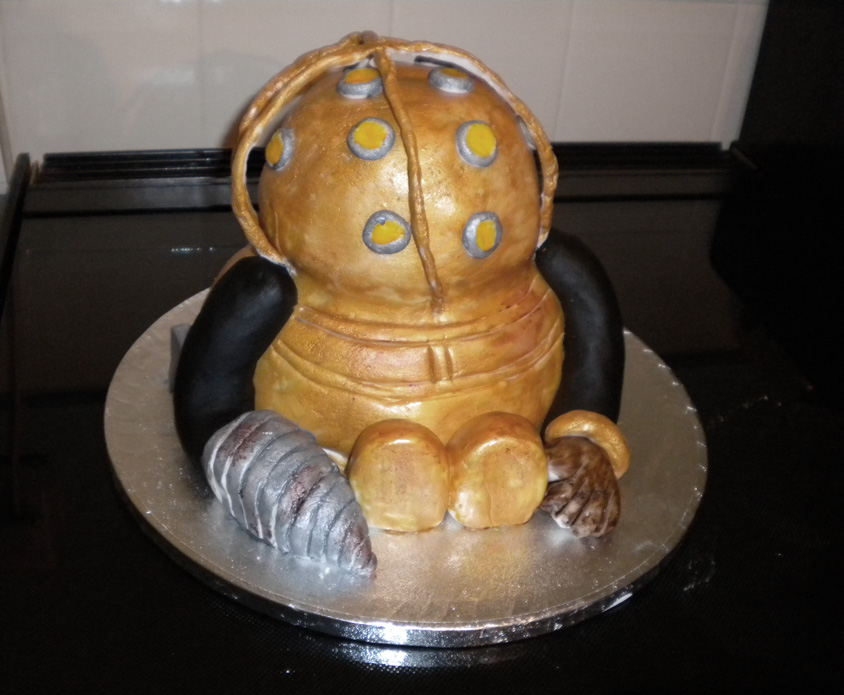 Bioshock Big Daddy cake