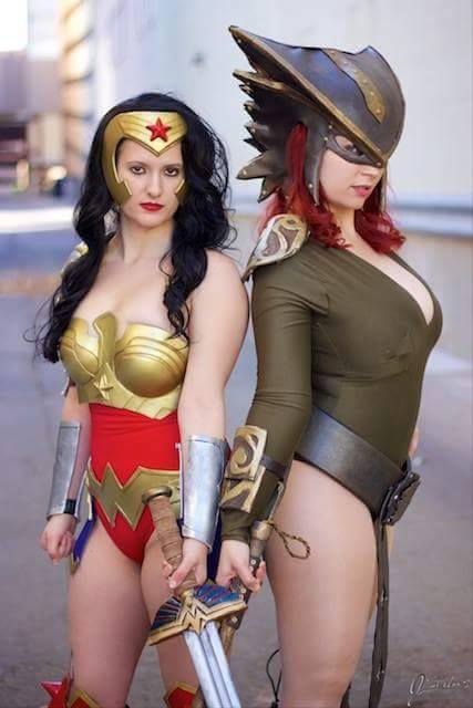 Wonder Woman and Hawkgirl Cosplay