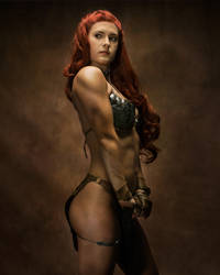 Red Sonja Barbarian Muscle Queen Cosplay
