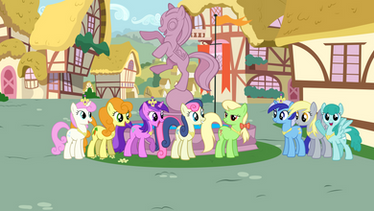 Ponies wearing Princess Cadence's accessories