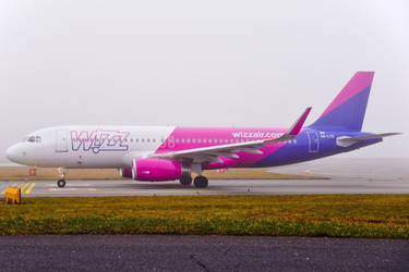 HA-LYS - AIrbus A320-232 - Wizz Air