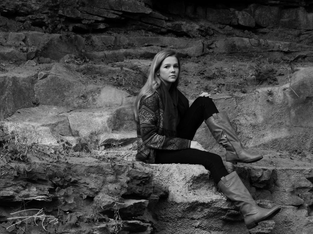 Sarah Photo Shoot 2013 Shot 2 by blitheblythe on DeviantArt