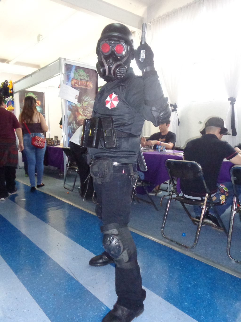 Expo TNT 28 - (Umbrella Soldier)