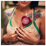 Ina's Heart III by avivi