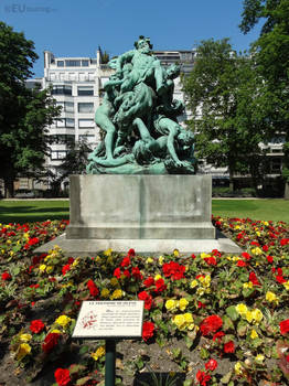 Statue group within Luxembourg Gardens