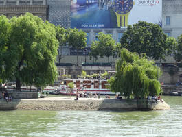 Tip of Square du Vert Galant