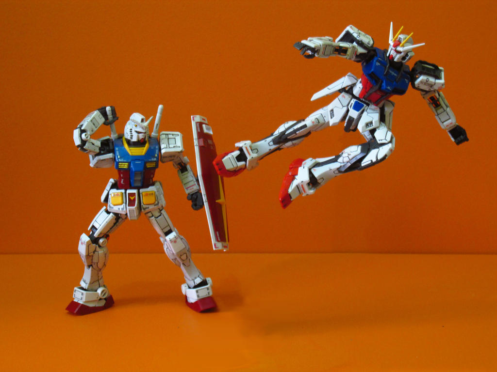 Rx 78 2 Vs Aile Strike By Xsun N On Deviantart