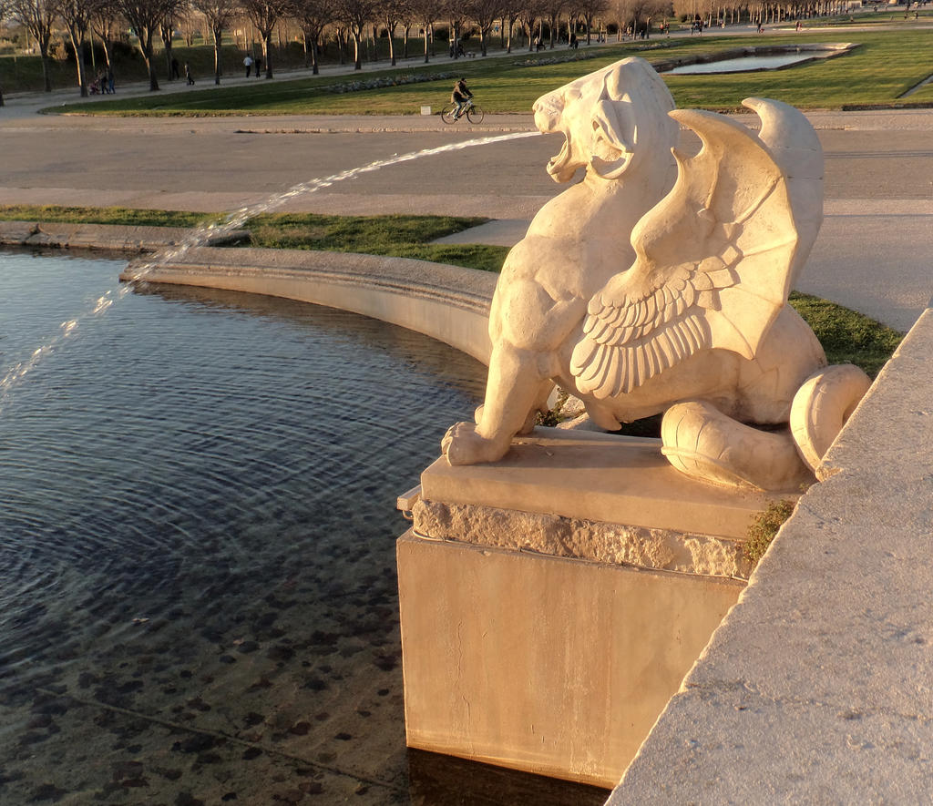 FONTAINE DU GRAND BASSIN DU PARC BORELLY