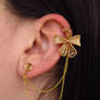 Bow earcuff