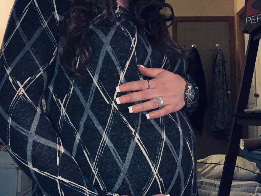 Pregnant belly close up by adamsbeer on DeviantArt