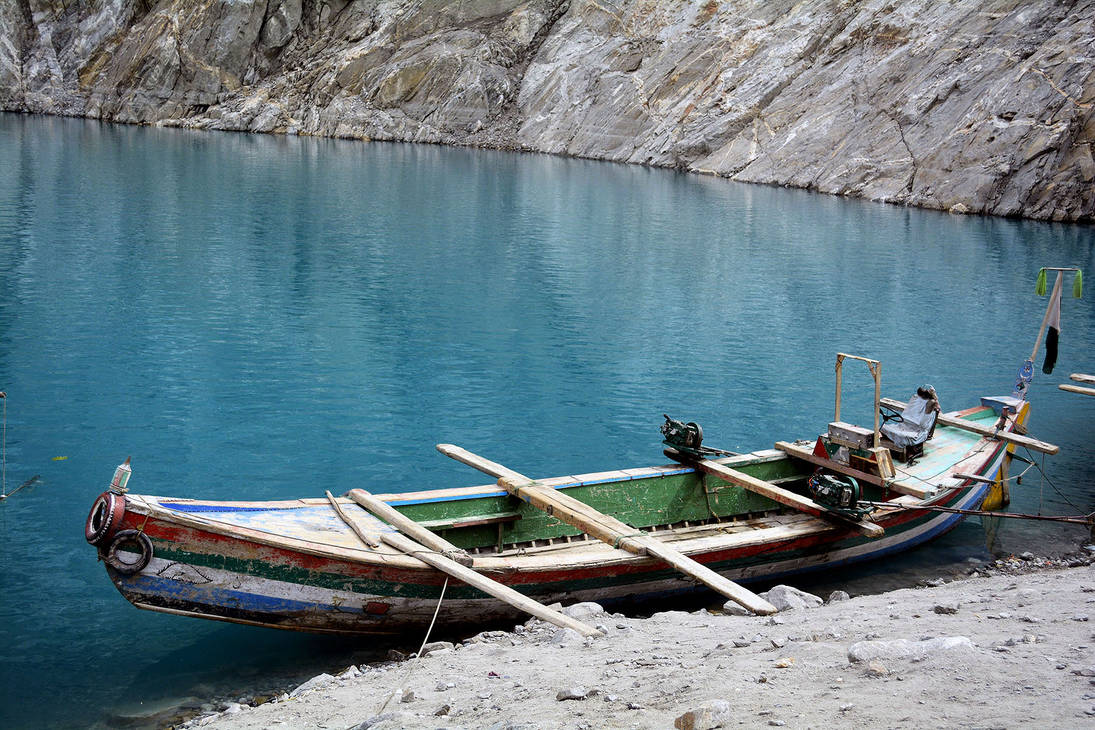 Attabad Lake - 3 by ZeeShiKing