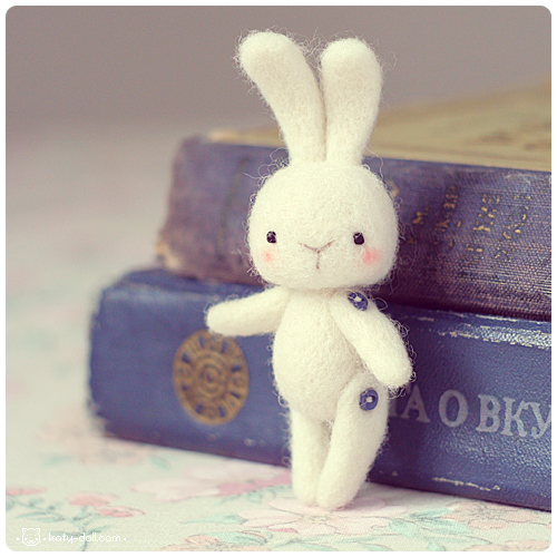 White Rabbit - Alice in Wonderland Plush Bunny by tiny-tea-party on  DeviantArt