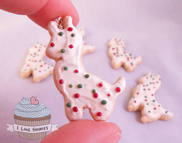 Scented llama sugar cookie charms