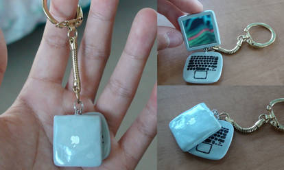 Macbook Air Mirror Keychain