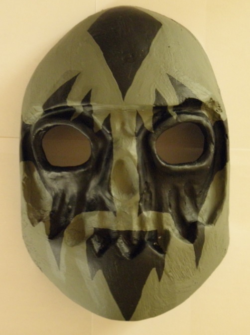 Mask grey black