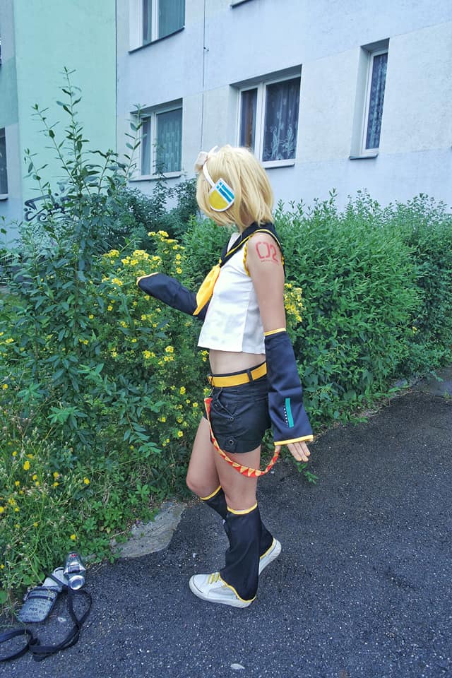 Rin Kagamine Cosplay By RinKagamineCZ On DeviantArt rin-kagamine-cosplay-by-rinkagaminecz-on-deviantart