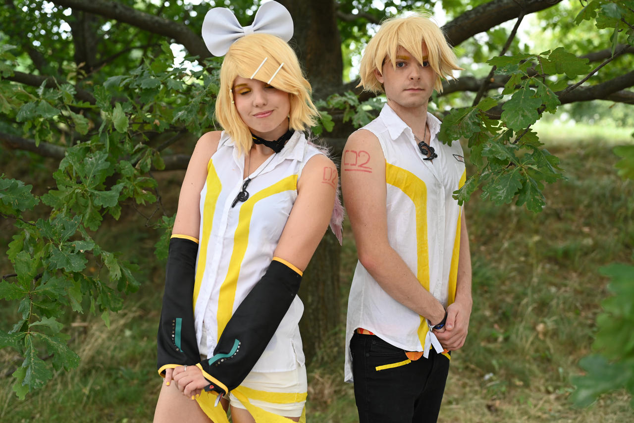 Rin Kagamine Cosplay Vocaloid Cosplay Kagamine Rin Len Pu Uniforms rin-kagamine-cosplay-vocaloid-cosplay-kagamine-rin-len-pu-uniforms