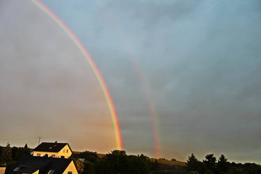 Its just a DOUBLE RAINBOW!