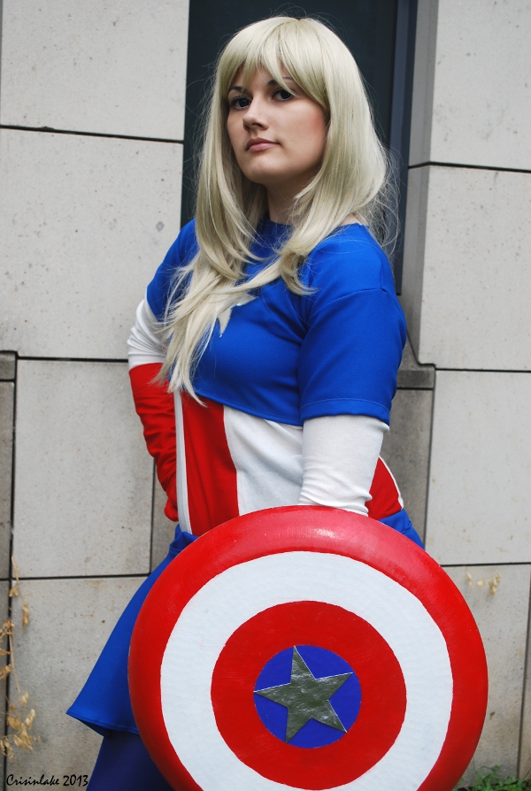 Captain America (Female Version)