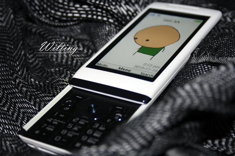 Sony Ericsson . . .