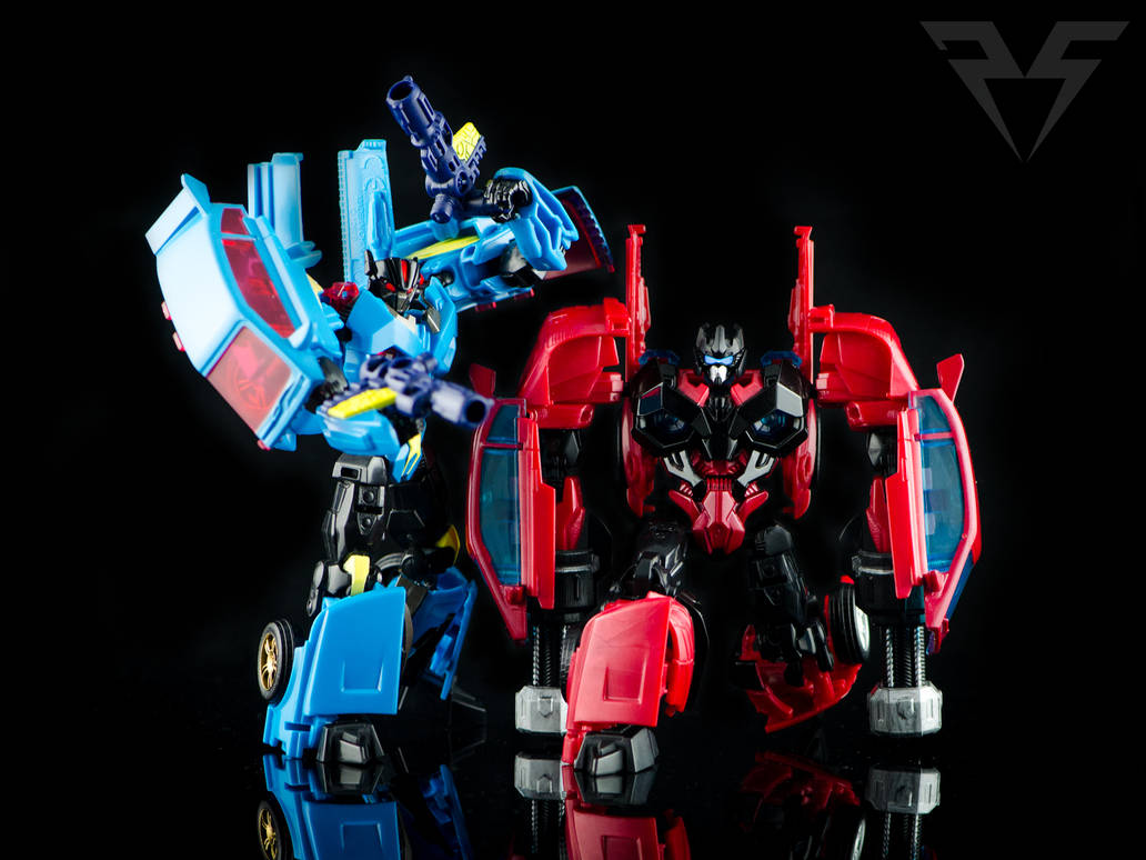 Transformers Prime - Rumble and Frenzy by PlasticSparkPhotos on DeviantArt