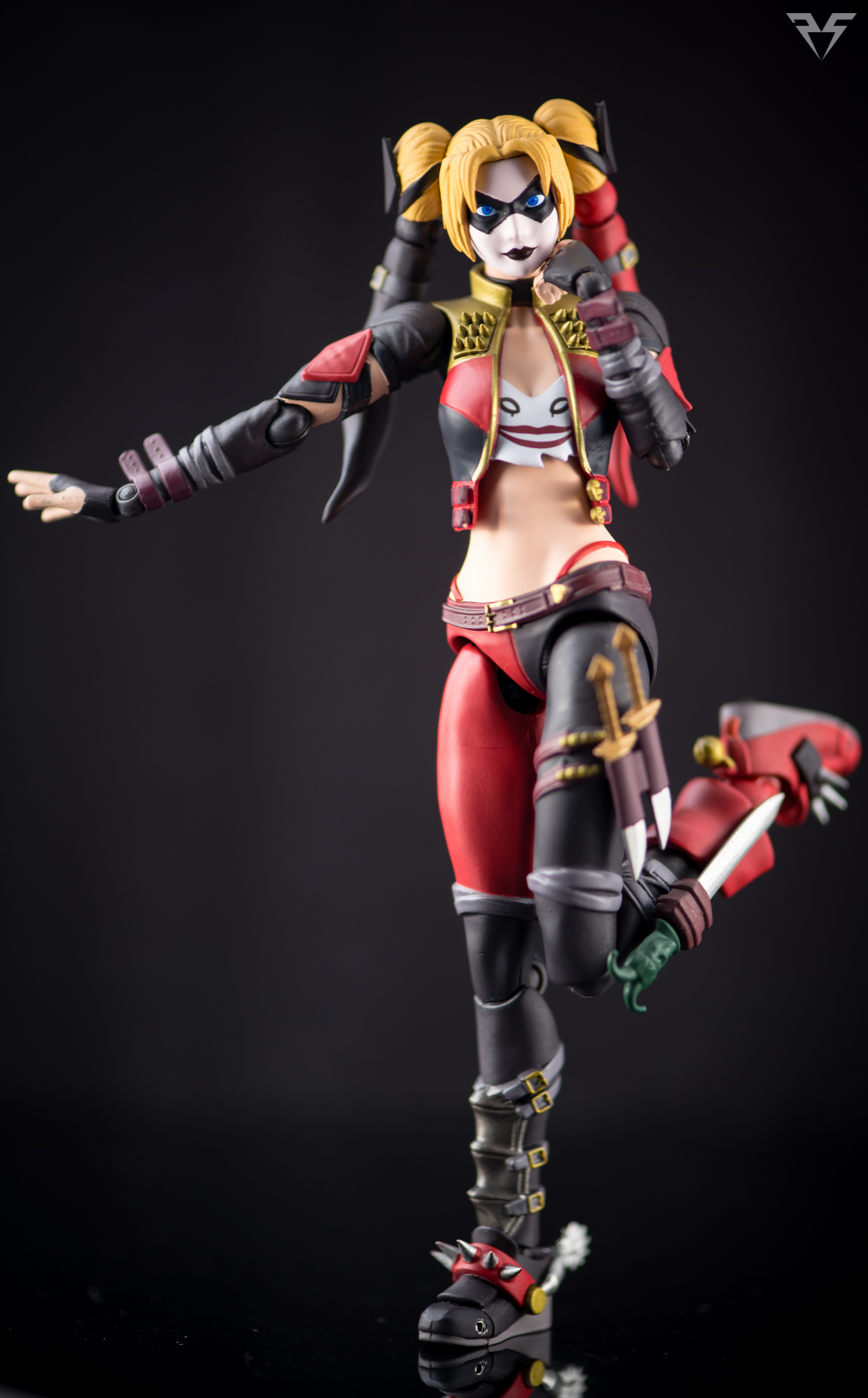 Figuarts Harley Quinn - Injustice ver.