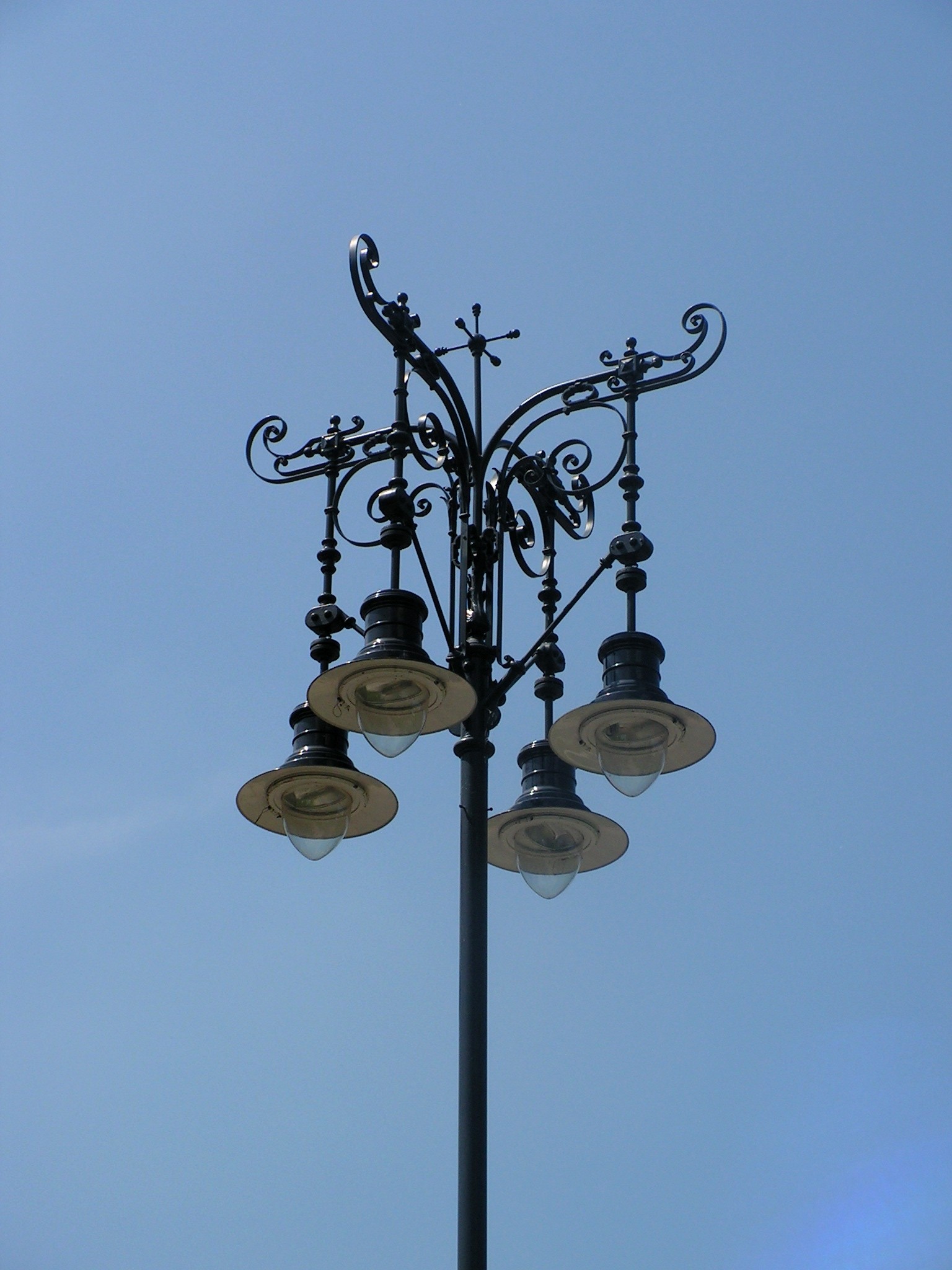 Street lamp