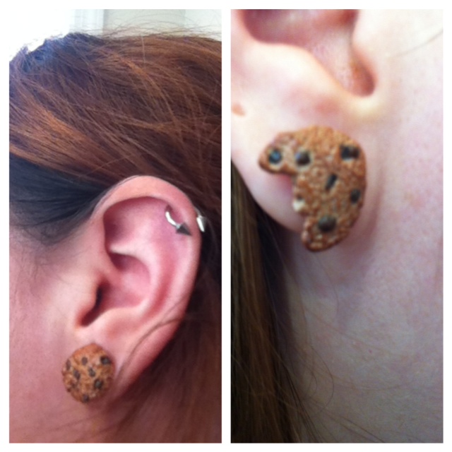 Chocolate chip cookie earings