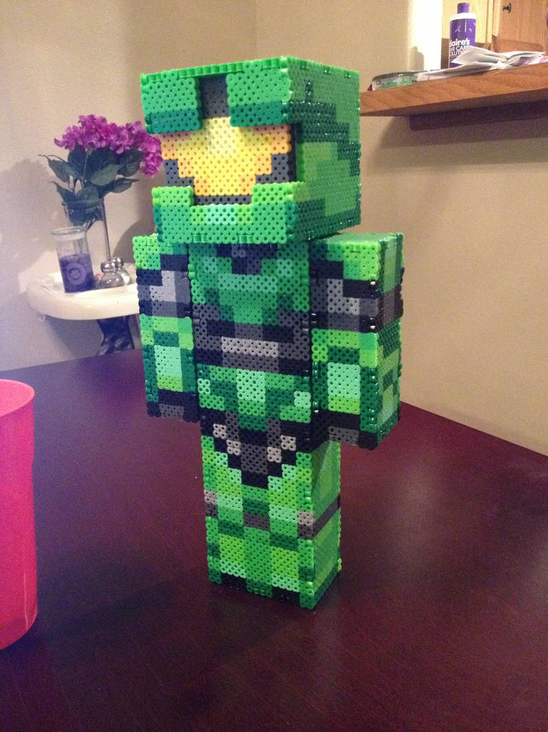 Master Chief 3D Perler.